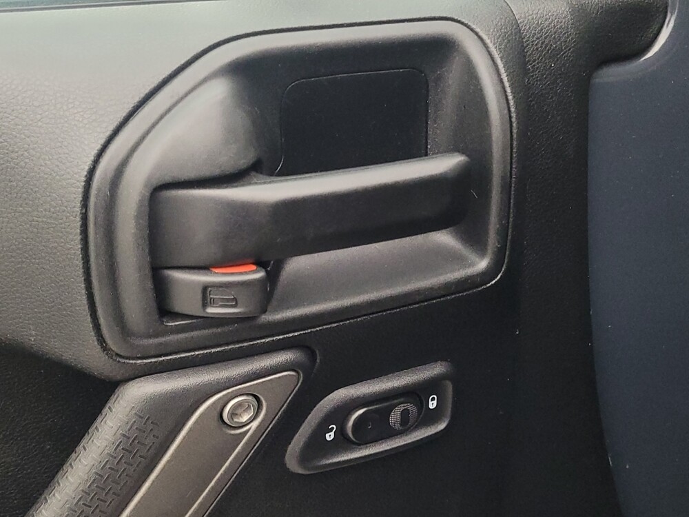 2018 Jeep Wrangler in Clearwater, FL 33764 - 18081255 27