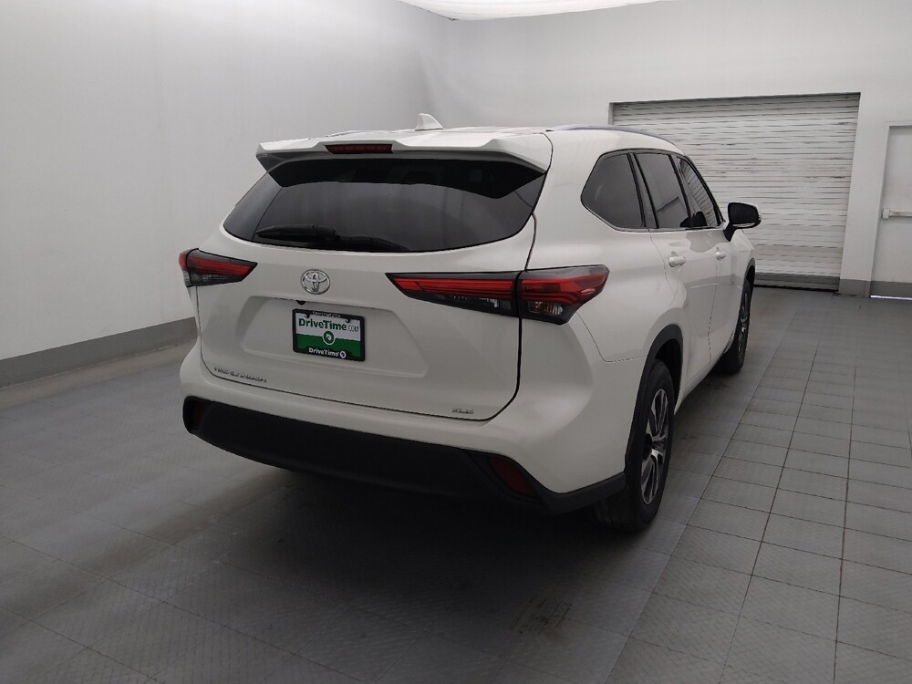 2021 Toyota Highlander in Lakeland, FL 33815 - 18081277 7