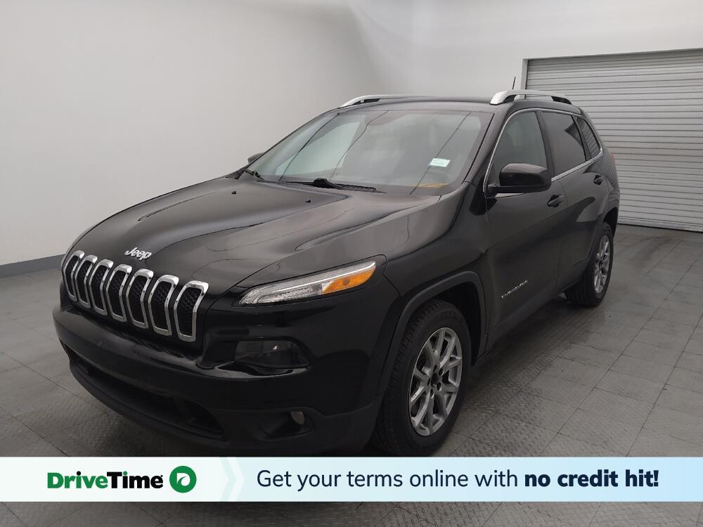 2018 Jeep Cherokee in Live Oak, TX 78233 - 18081296