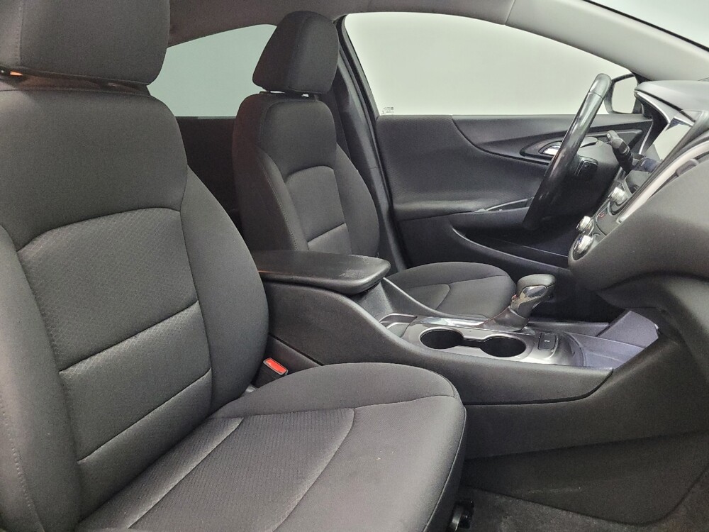 2021 Chevrolet Malibu in Antioch, TN 37013 - 18081304 21