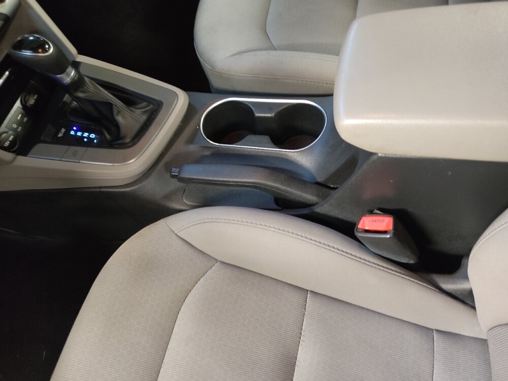 2017 Hyundai Elantra in Chesapeake, VA 23320 - 18081327 26