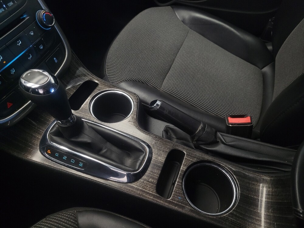 2014 Chevrolet Malibu in Highland, IN 46322 - 18081329 26