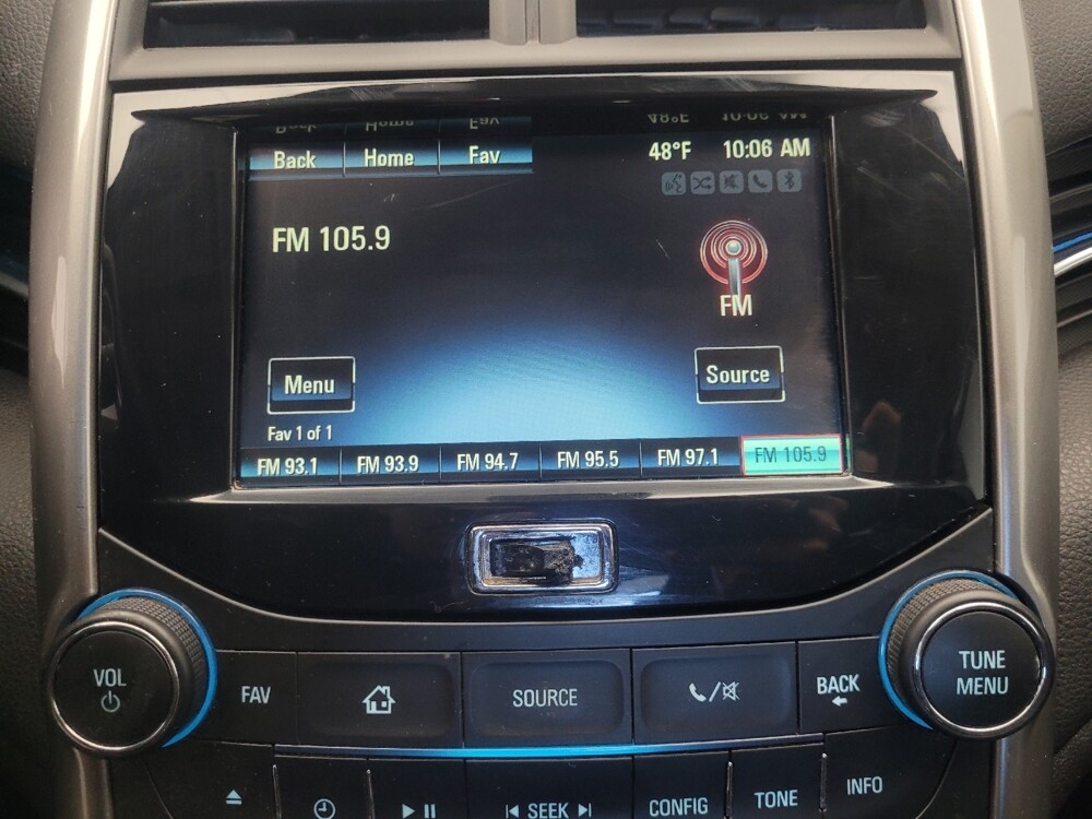 2014 Chevrolet Malibu in Highland, IN 46322 - 18081329 25