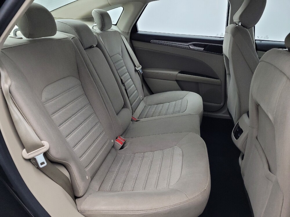 2020 Ford Fusion in Fayetteville, NC 28304 - 18081338 19