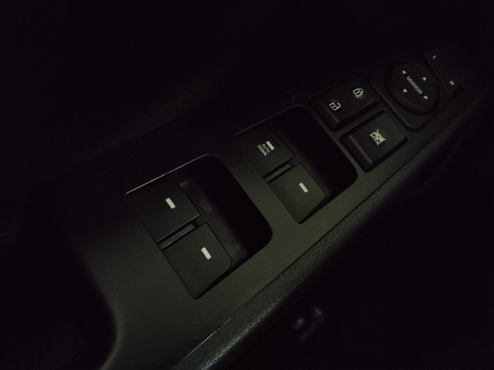 2020 Hyundai Elantra in Pelham, AL 35124 - 18081348 27