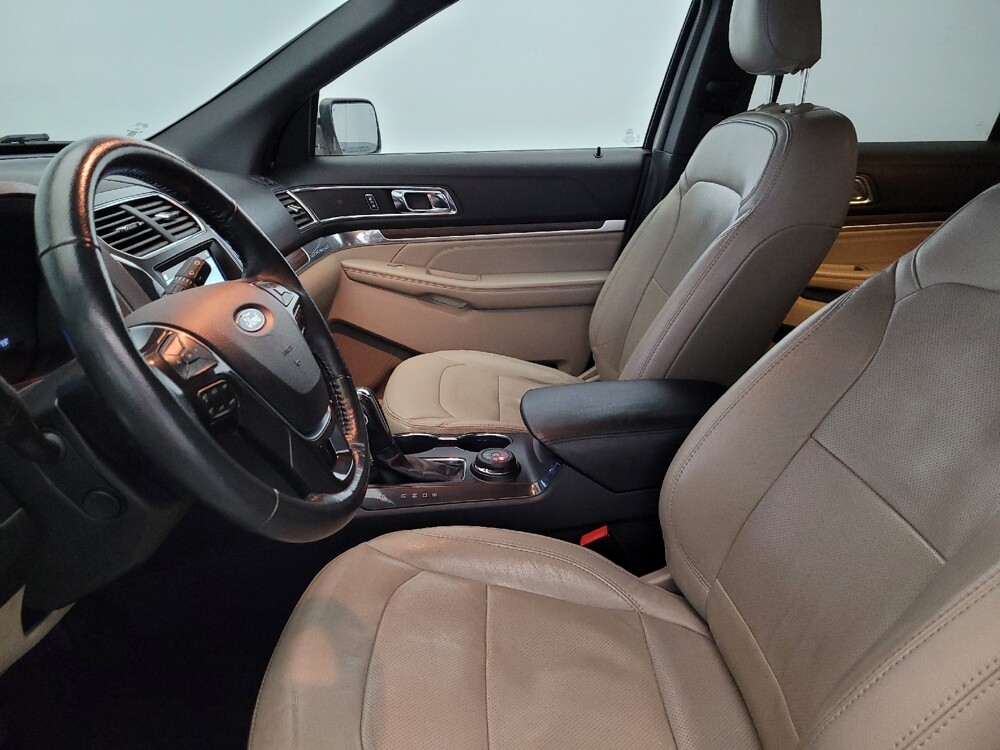 2019 Ford Explorer in Allentown, PA 18103 - 18081352 17