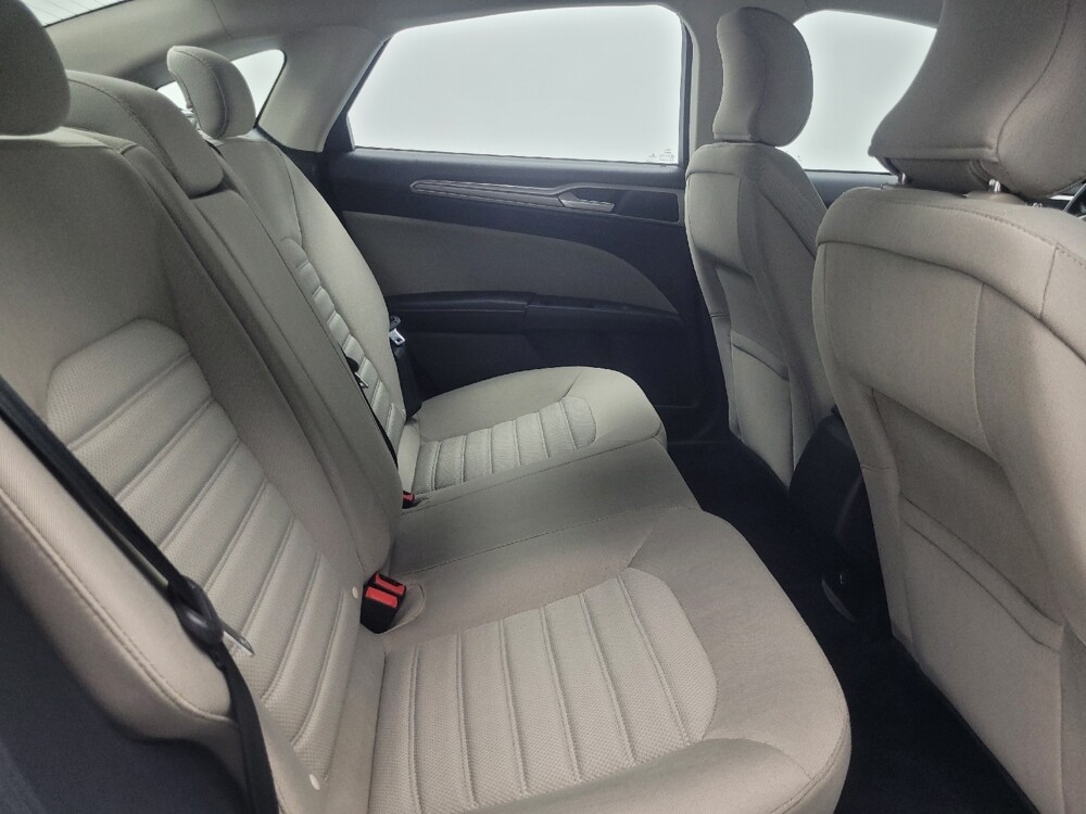 2018 Ford Fusion in Highland, IN 46322 - 18081362 18