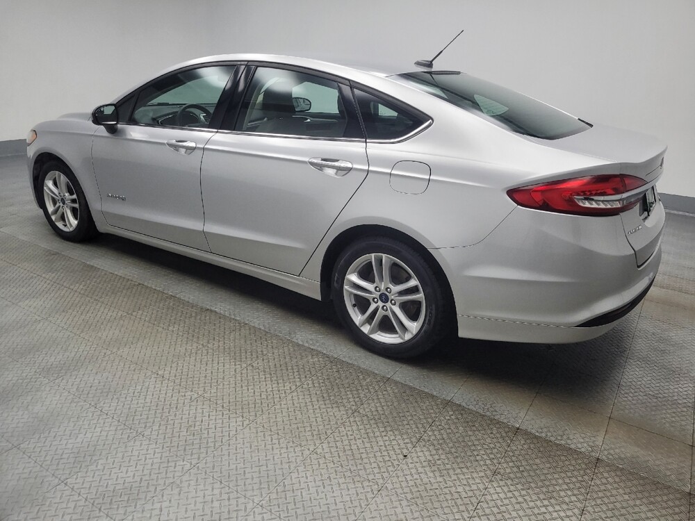 2018 Ford Fusion in Highland, IN 46322 - 18081362 3