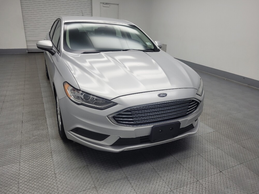 2018 Ford Fusion in Highland, IN 46322 - 18081362 14