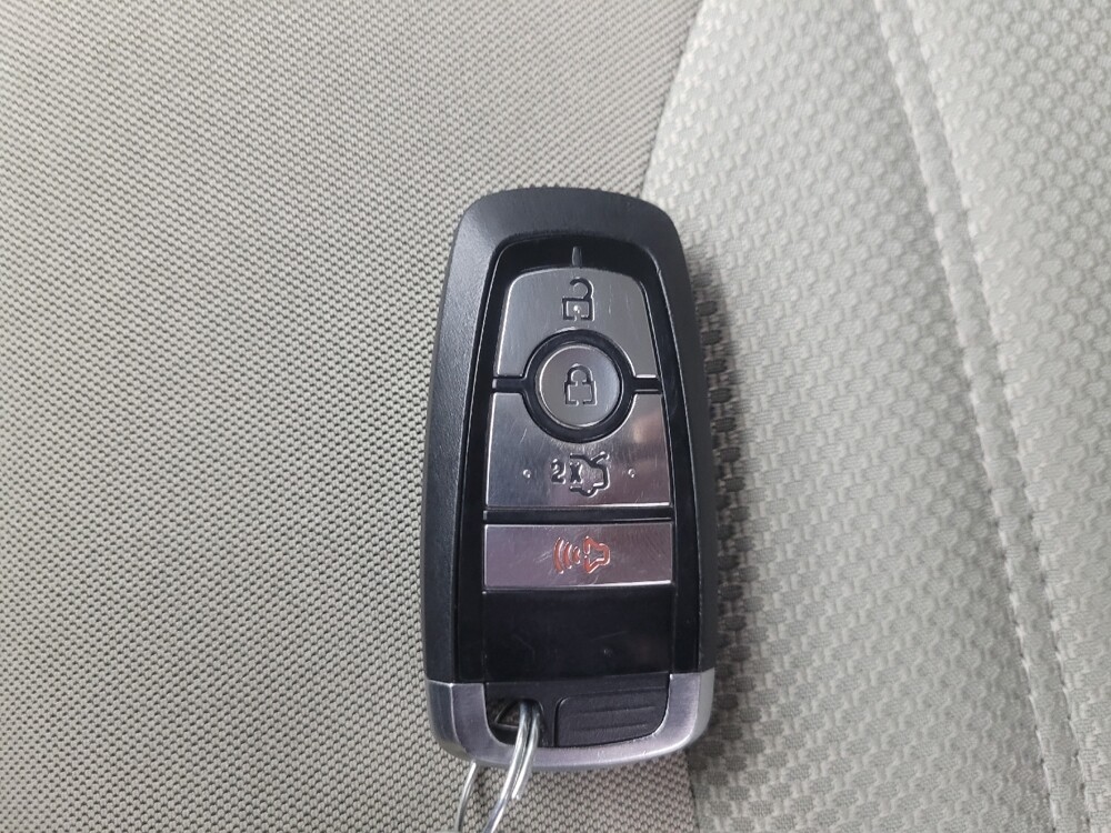 2018 Ford Fusion in Highland, IN 46322 - 18081362 32