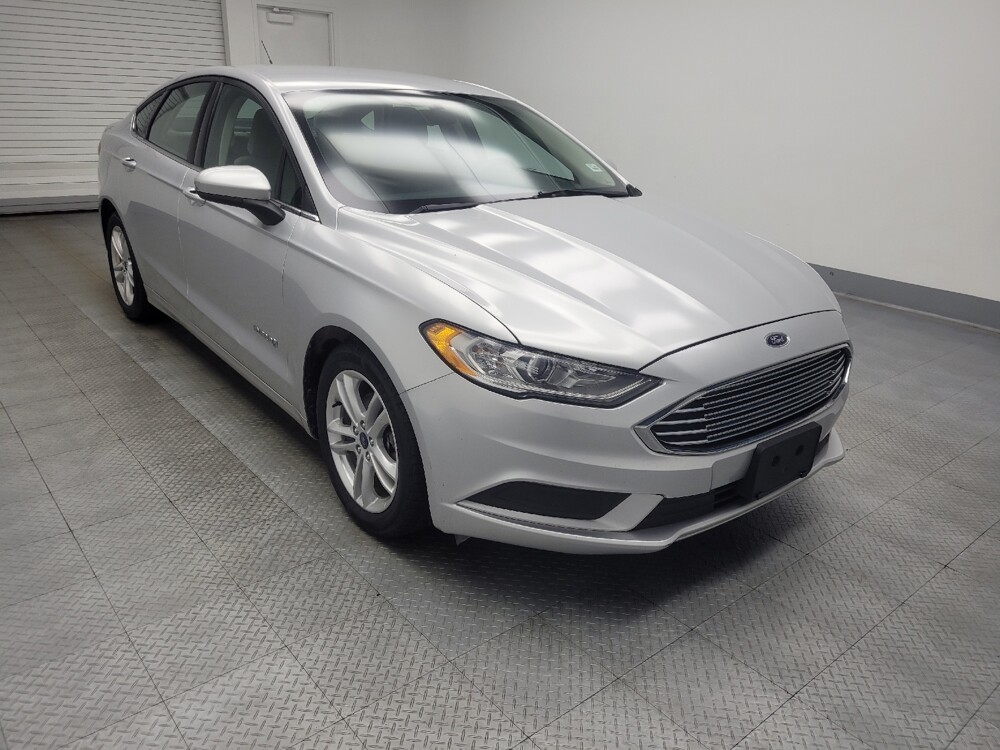 2018 Ford Fusion in Highland, IN 46322 - 18081362 13