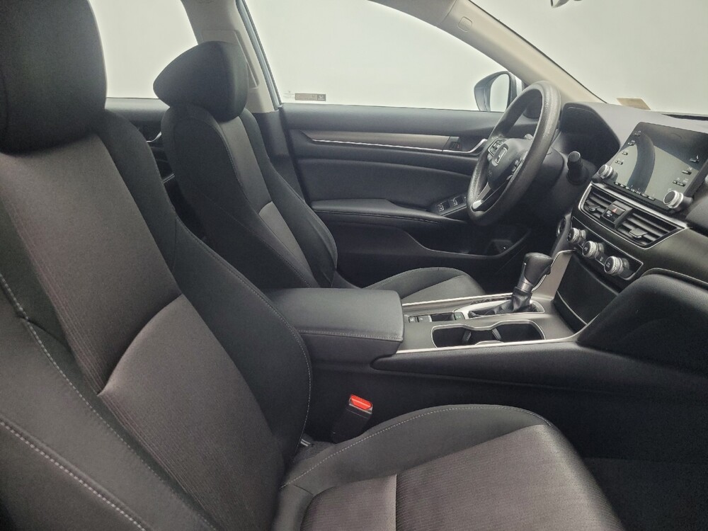 2019 Honda Accord in Highland, IN 46322 - 18081363 21