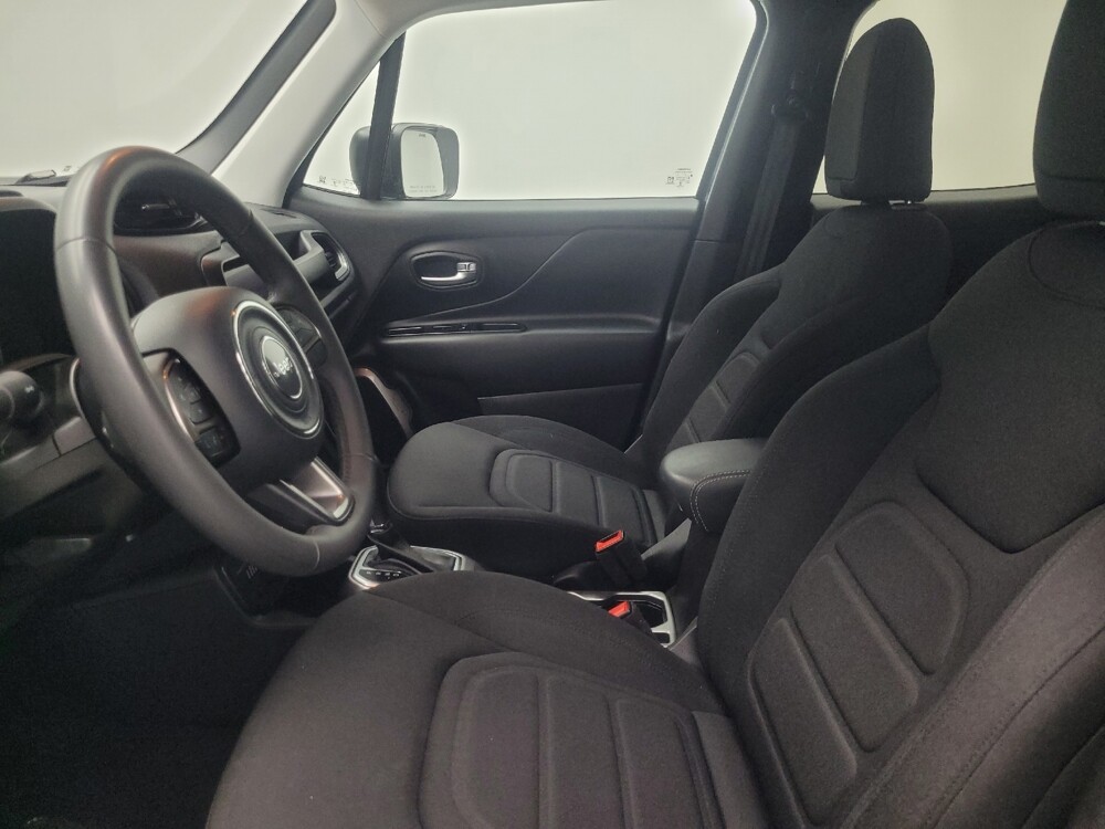 2022 Jeep Renegade in Mishawaka, IN 46545 - 18081364 17