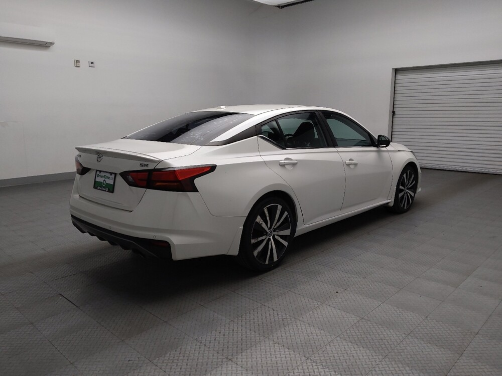 2020 Nissan Altima in Round Rock, TX 78664 - 18081373 9
