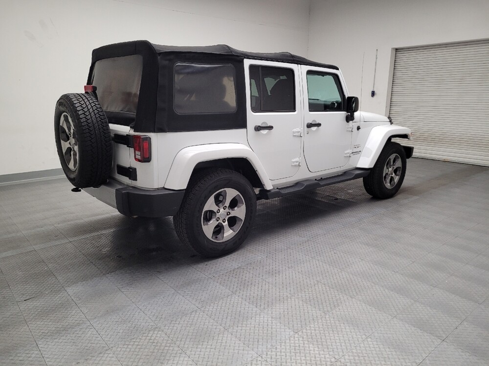 2017 Jeep Wrangler in Riverside, CA 92504 - 18081391 10