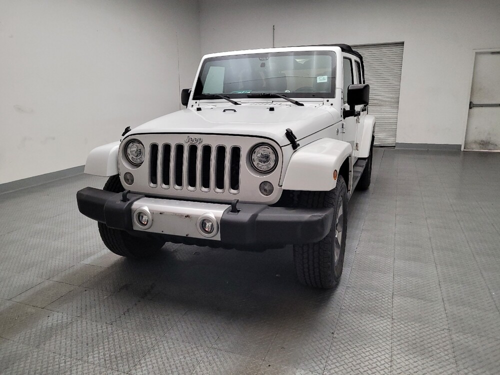2017 Jeep Wrangler in Riverside, CA 92504 - 18081391 15