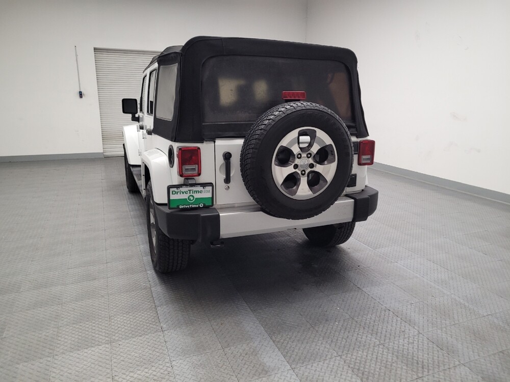 2017 Jeep Wrangler in Riverside, CA 92504 - 18081391 6