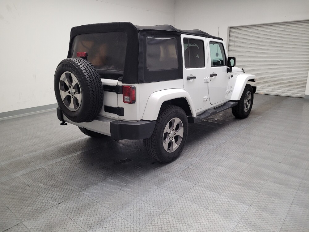 2017 Jeep Wrangler in Riverside, CA 92504 - 18081391 9