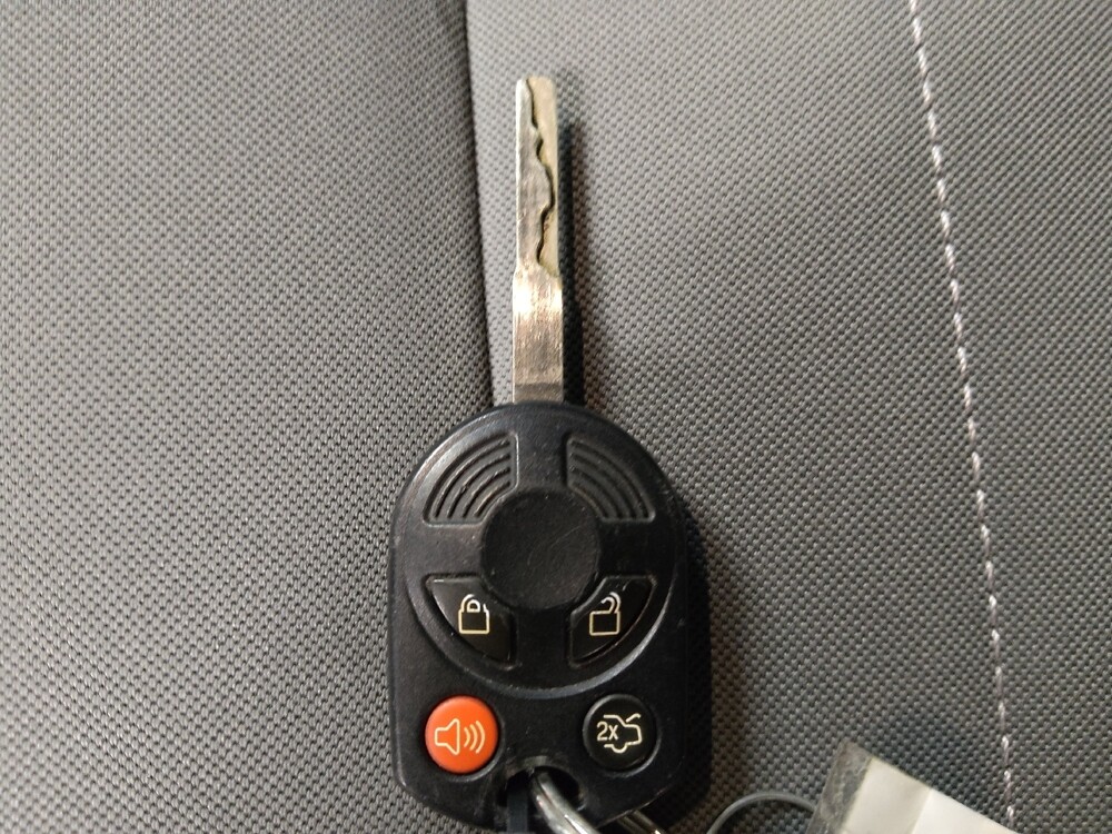 2015 Ford Escape in Lubbock, TX 79424 - 18081393 32