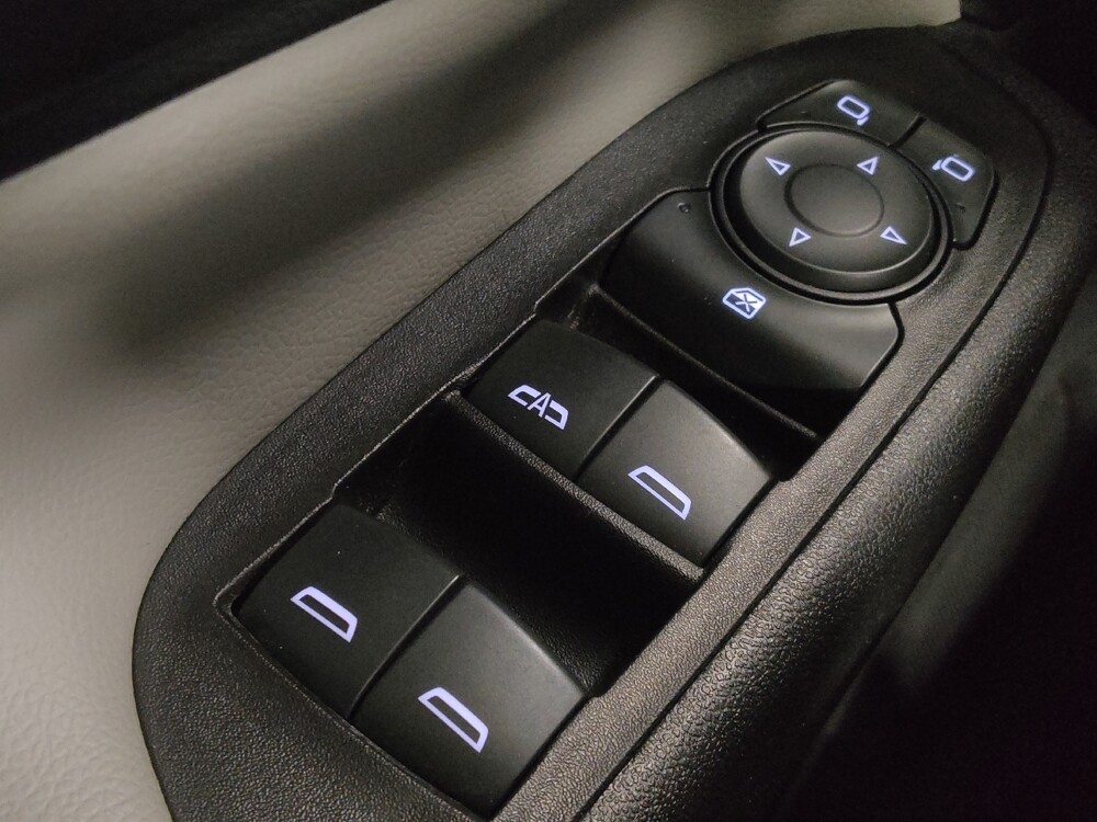 2020 Chevrolet Equinox in Athens, GA 30606 - 18081399 27