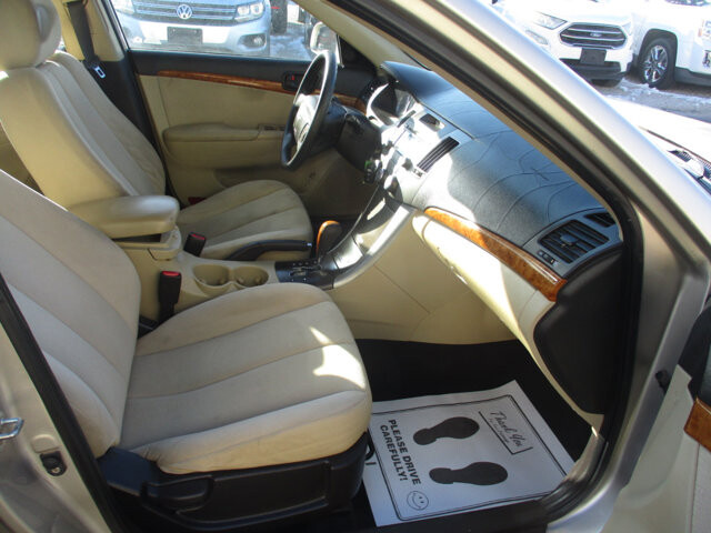 2010 Hyundai Sonata in Oak Grove, MO 64075 - 18081403 10