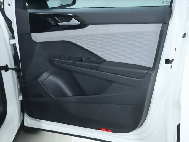 2022 Volkswagen Taos in Bedford, OH 44146 - 18081404 32