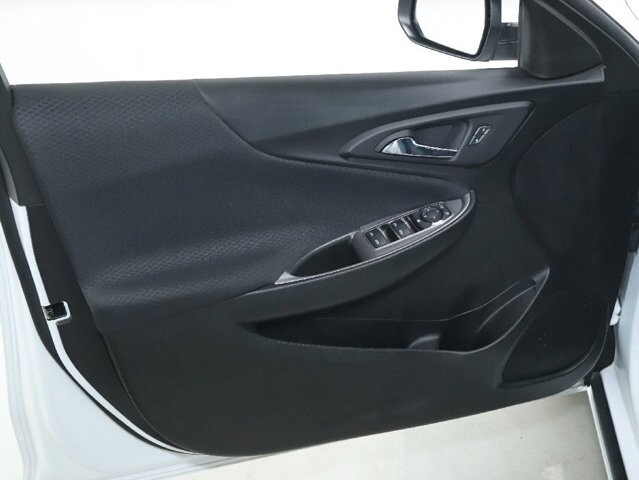 2022 Chevrolet Malibu in Bedford, OH 44146 - 18081405 15