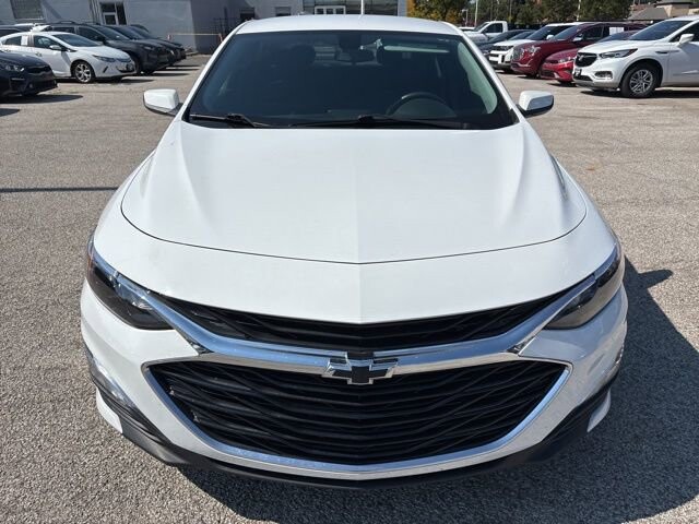 2022 Chevrolet Malibu in Bedford, OH 44146 - 18081405 46