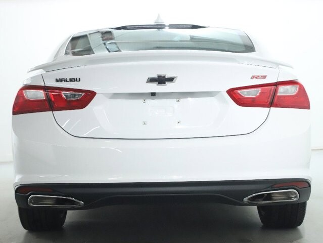 2022 Chevrolet Malibu in Bedford, OH 44146 - 18081405 40