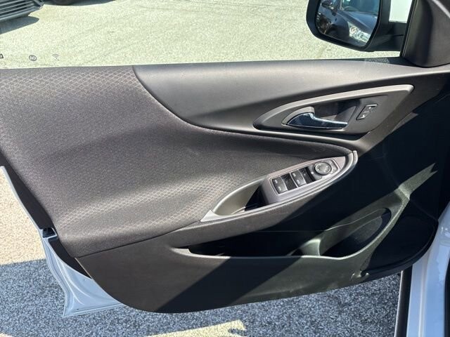 2022 Chevrolet Malibu in Bedford, OH 44146 - 18081405 54