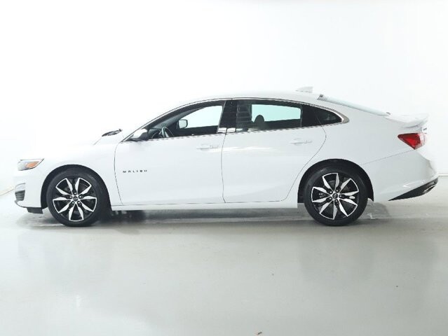 2022 Chevrolet Malibu in Bedford, OH 44146 - 18081405 36