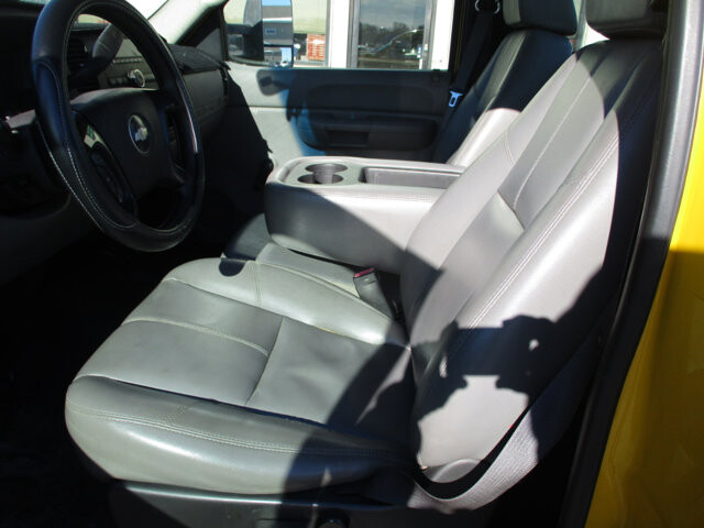 2007 Chevrolet Silverado 1500 in Oak Grove, MO 64075 - 18081413 9