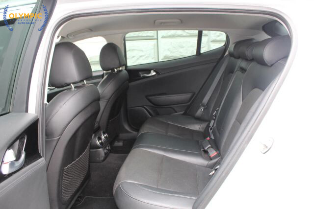 2018 Kia Stinger in Decatur, GA 30032 - 18081425 36