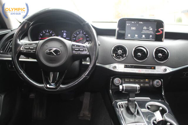 2018 Kia Stinger in Decatur, GA 30032 - 18081425 18