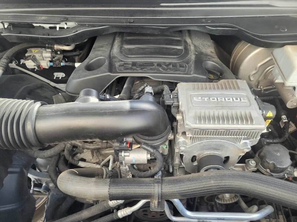 2019 RAM 1500 in Pelham, AL 35124 - 18081437 30