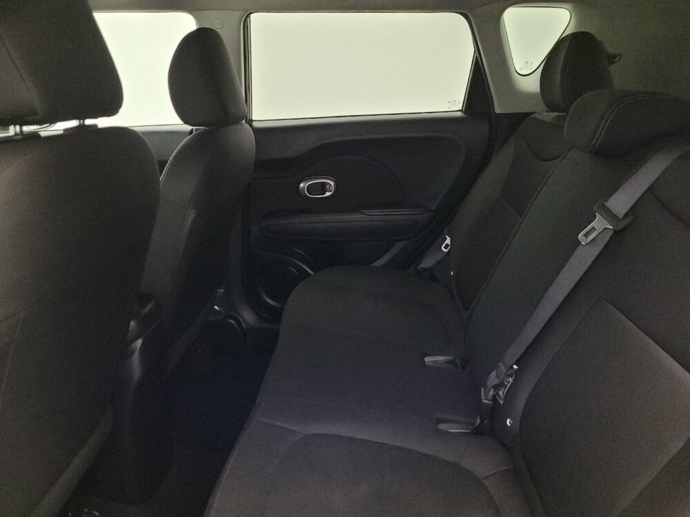 2016 Kia Soul in Glendale, AZ 85301 - 18081457 18