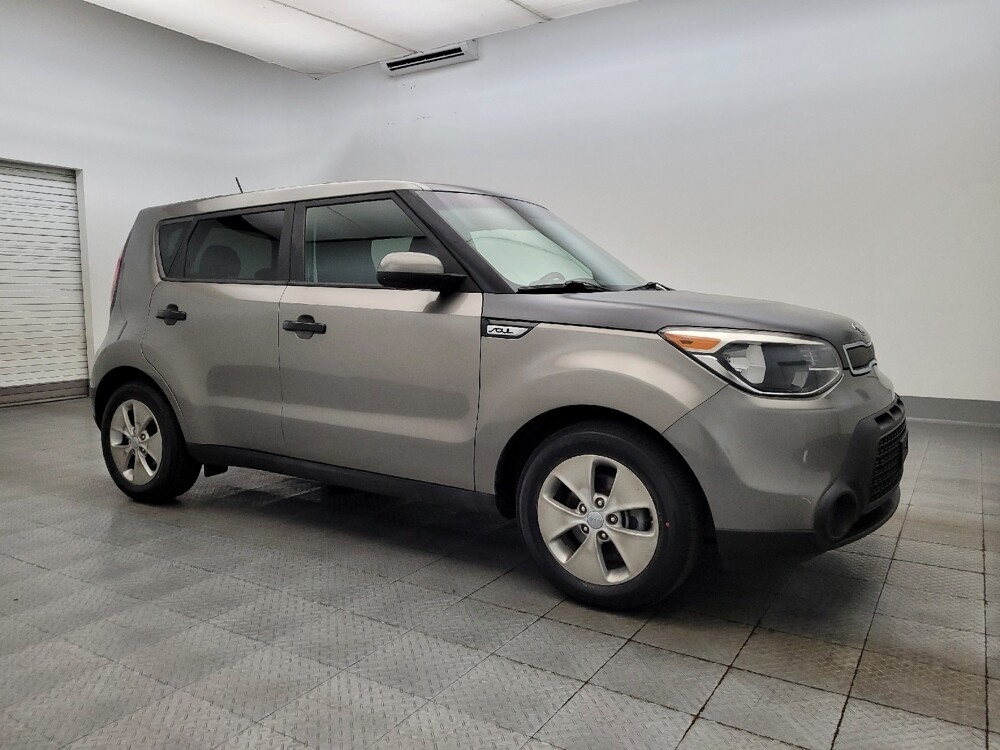 2016 Kia Soul in Glendale, AZ 85301 - 18081457 11