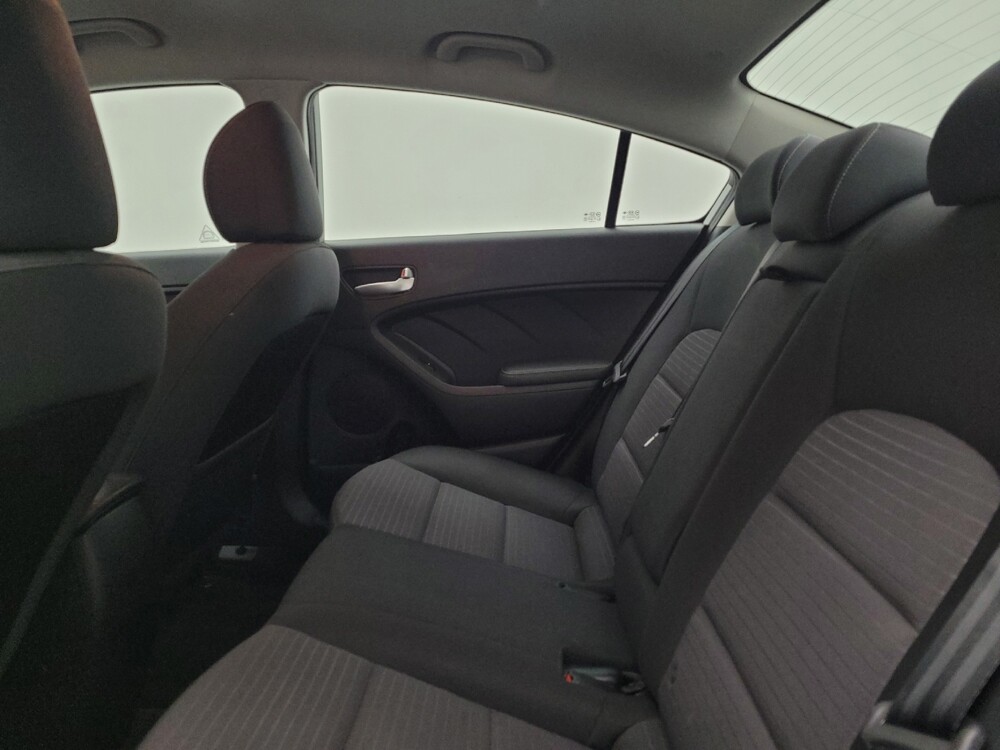 2017 Kia Forte in Columbus, OH 43228 - 18081475 18