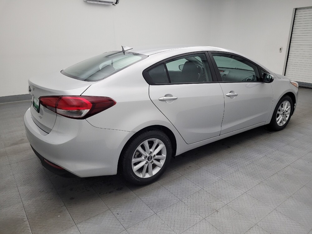 2017 Kia Forte in Columbus, OH 43228 - 18081475 10