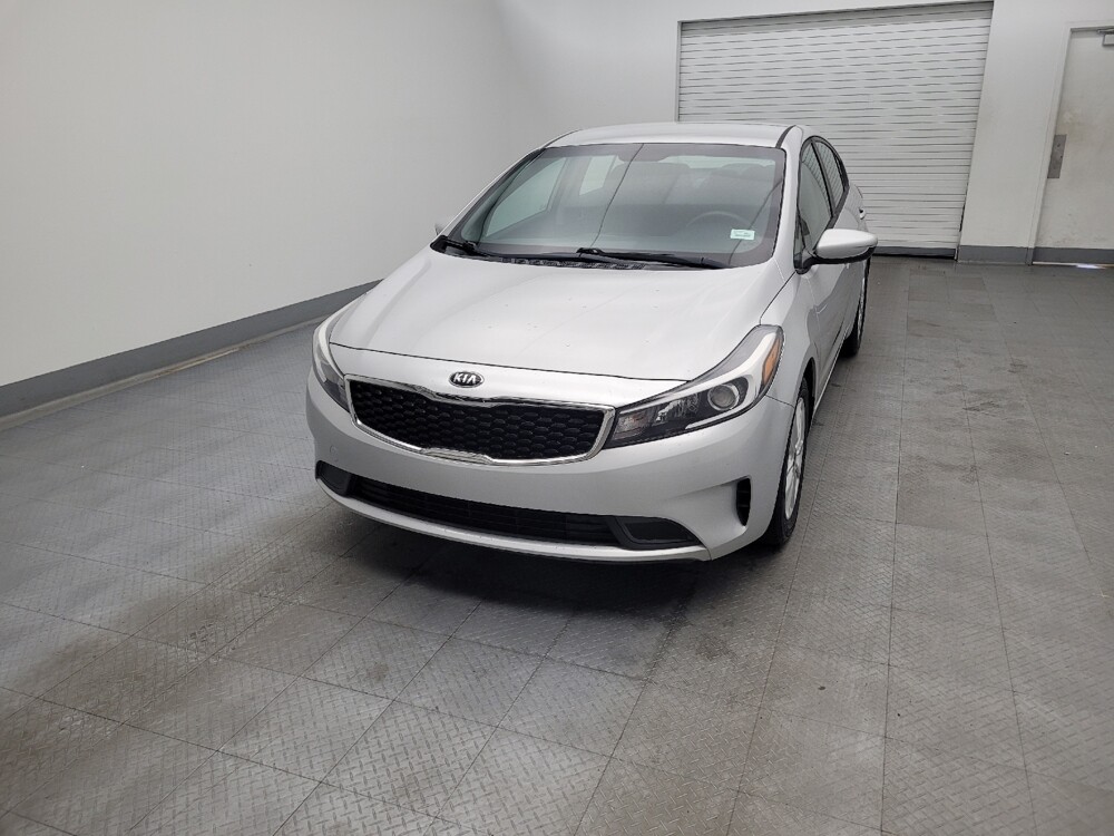 2017 Kia Forte in Columbus, OH 43228 - 18081475 15