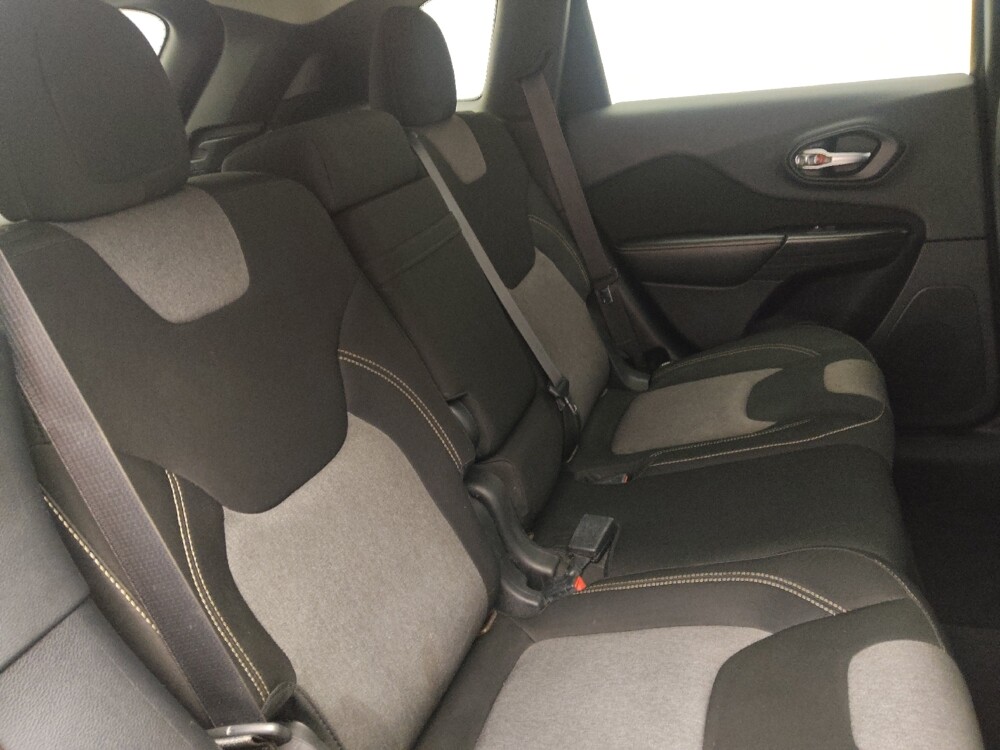 2014 Jeep Cherokee in Jacksonville, FL 32210 - 18081479 19