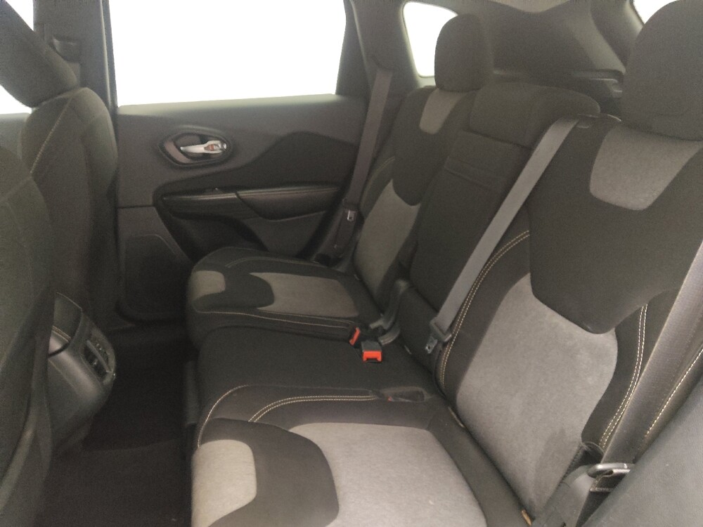 2014 Jeep Cherokee in Jacksonville, FL 32210 - 18081479 18