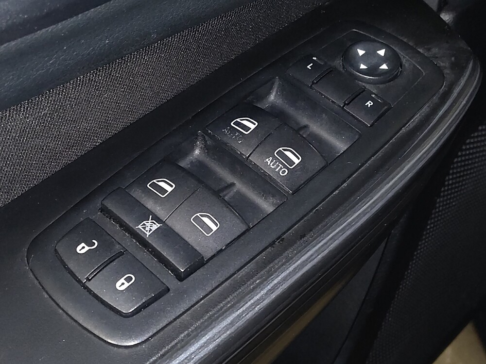 2014 Jeep Cherokee in Jacksonville, FL 32210 - 18081479 27