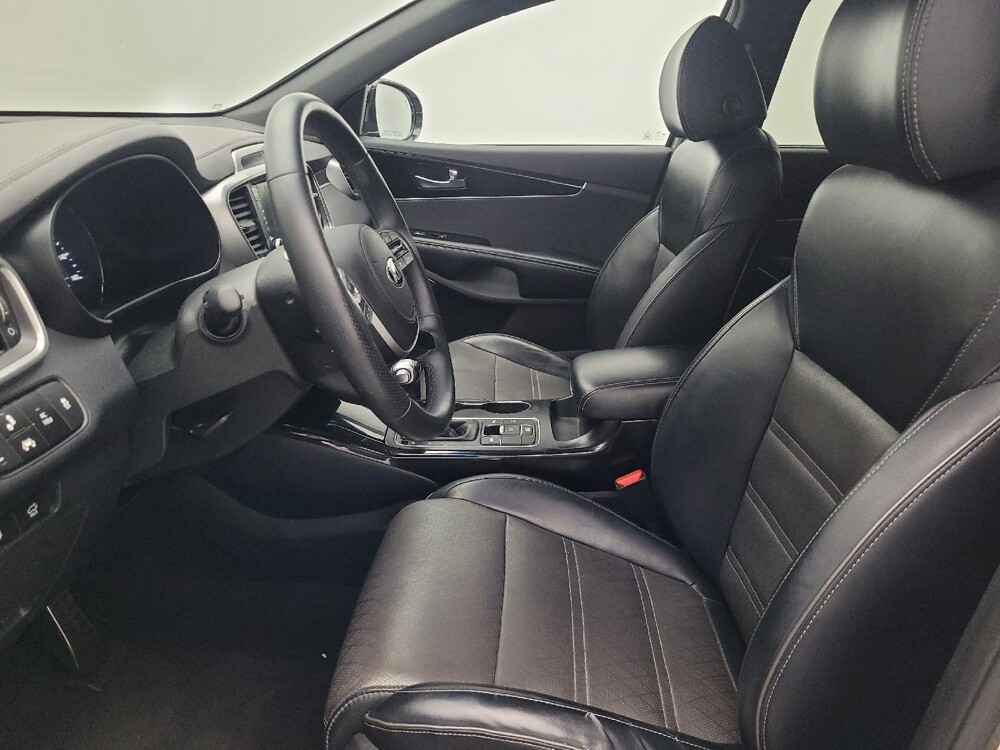 2019 Kia Sorento in Jacksonville, FL 32225 - 18081482 17