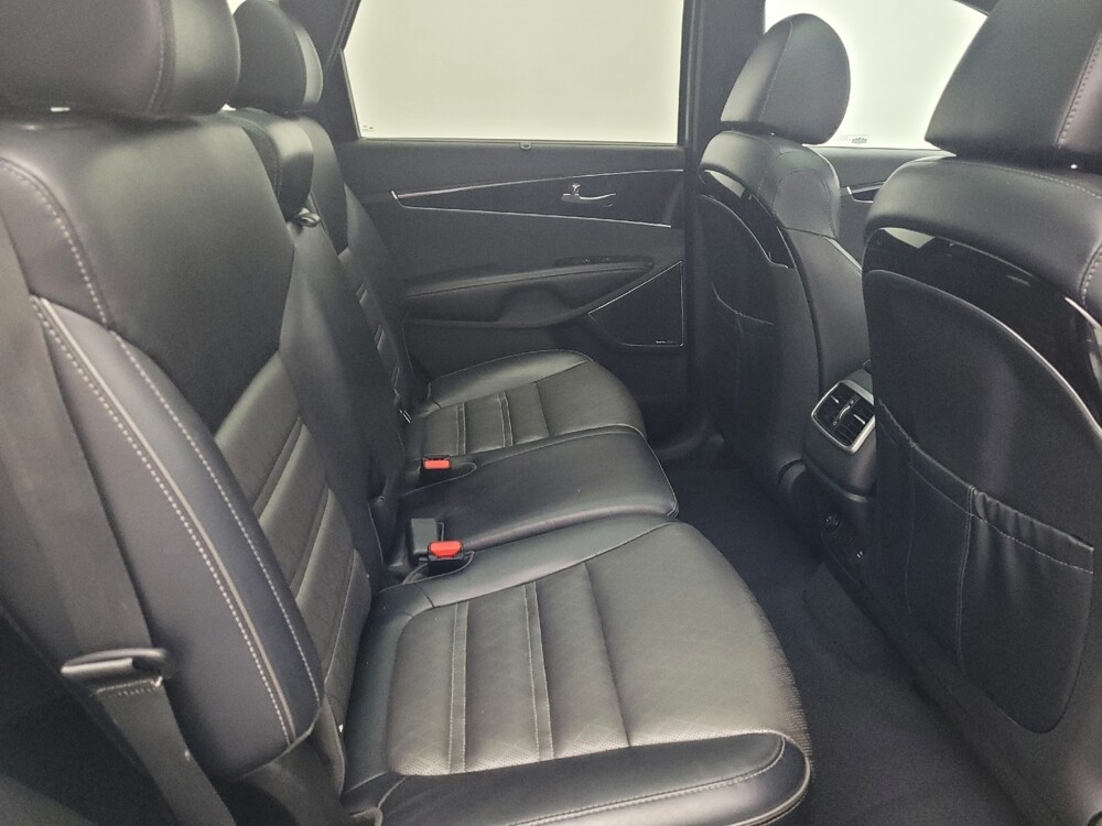 2019 Kia Sorento in Jacksonville, FL 32225 - 18081488 19