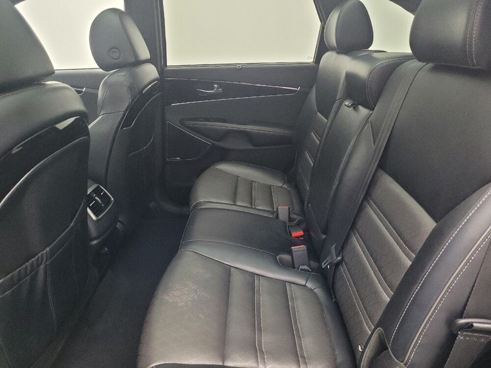 2019 Kia Sorento in Jacksonville, FL 32225 - 18081488 18