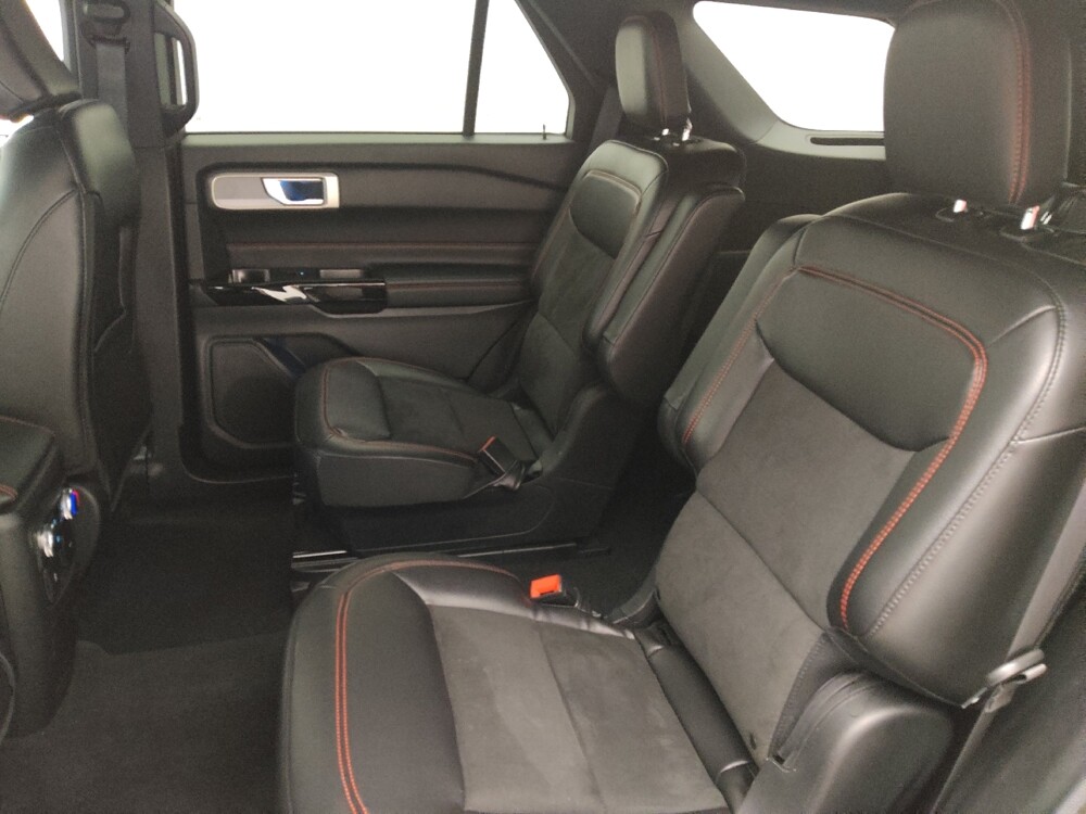 2022 Ford Explorer in Jacksonville, FL 32210 - 18081506 18