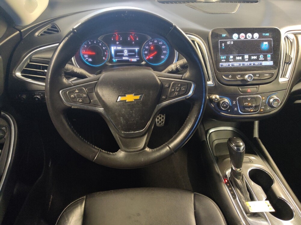 2017 Chevrolet Malibu in Live Oak, TX 78233 - 18081516 22