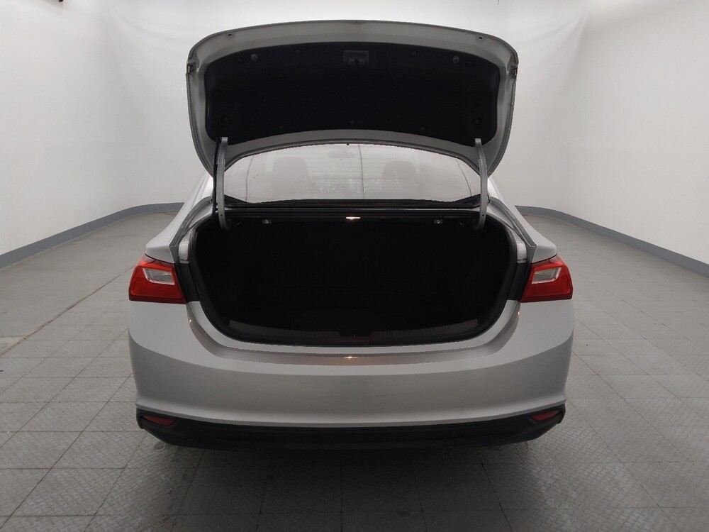 2020 Chevrolet Malibu in San Antonio, TX 78238 - 18081523 29