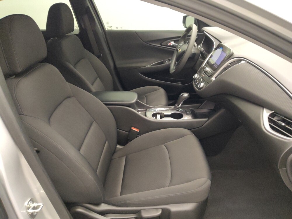 2020 Chevrolet Malibu in San Antonio, TX 78238 - 18081523 21